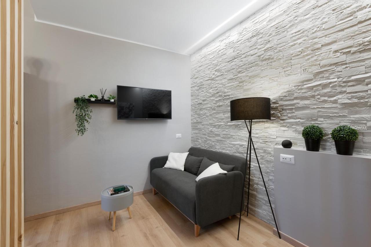 Super Modern And Design Apartment, A Due Passi Dai Navigli Μιλάνο Εξωτερικό φωτογραφία
