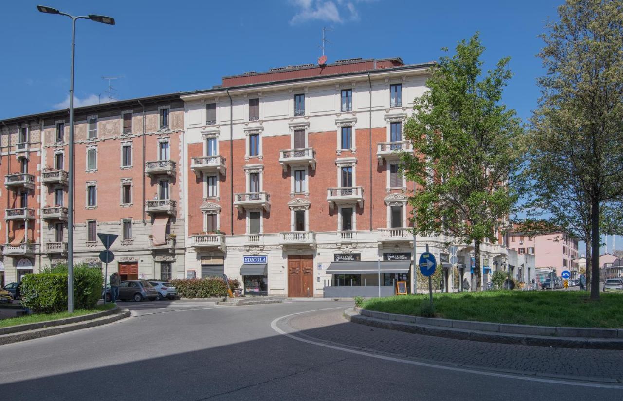 Super Modern And Design Apartment, A Due Passi Dai Navigli Μιλάνο Εξωτερικό φωτογραφία