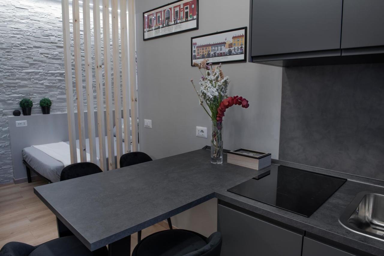 Super Modern And Design Apartment, A Due Passi Dai Navigli Μιλάνο Εξωτερικό φωτογραφία