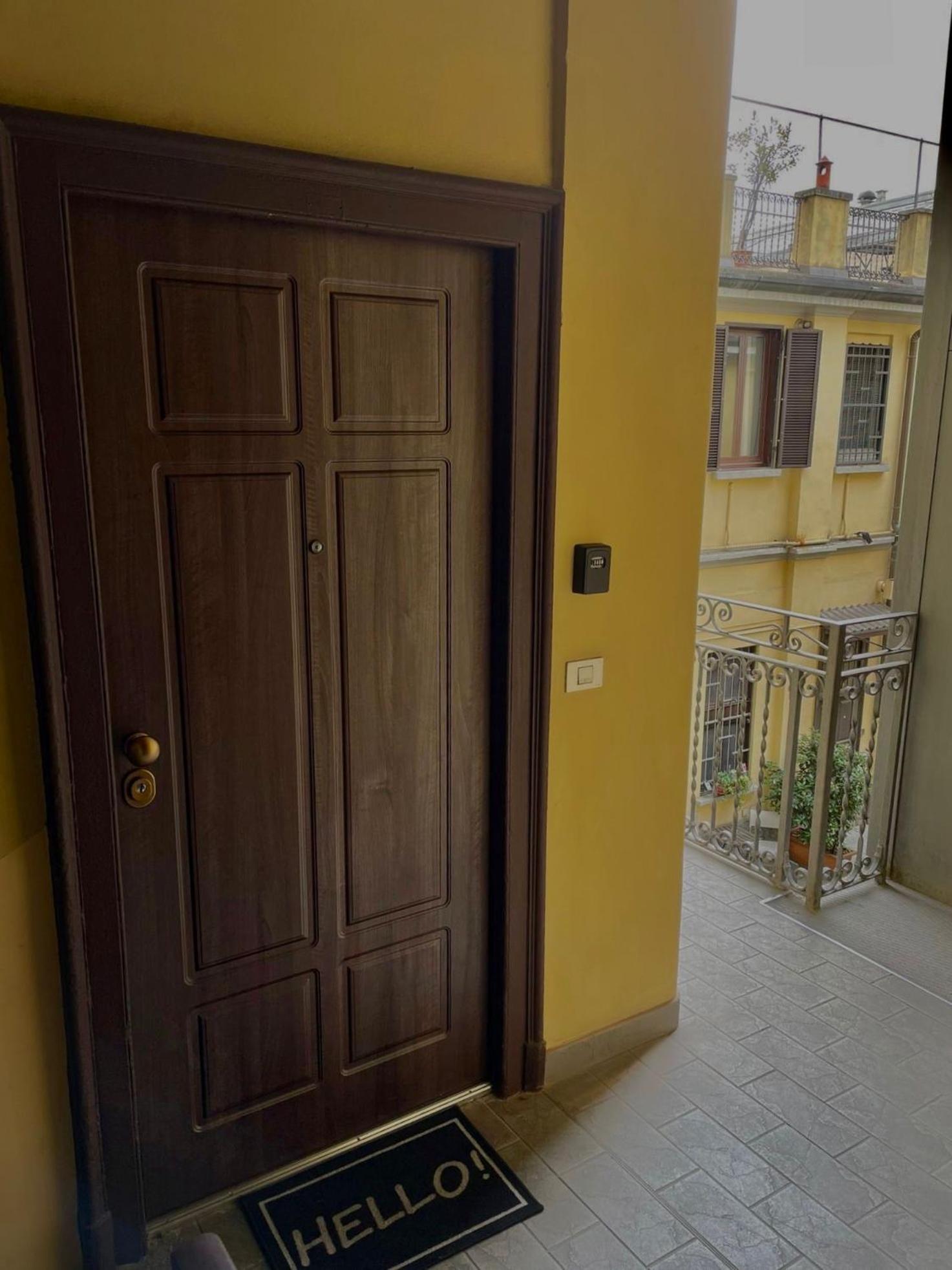 Super Modern And Design Apartment, A Due Passi Dai Navigli Μιλάνο Εξωτερικό φωτογραφία